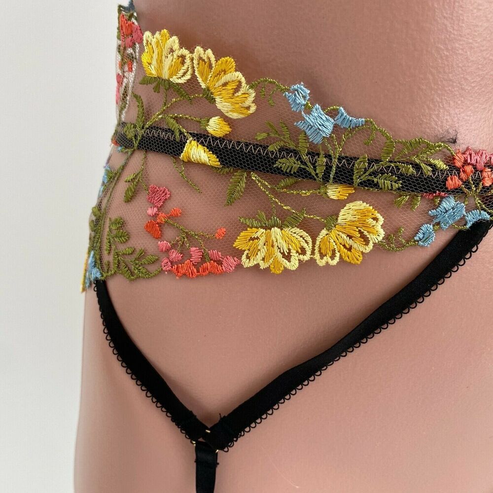 Victoria s Secret Dream Angels Floral Embroidered Garter Belt Multi XS/S NWT